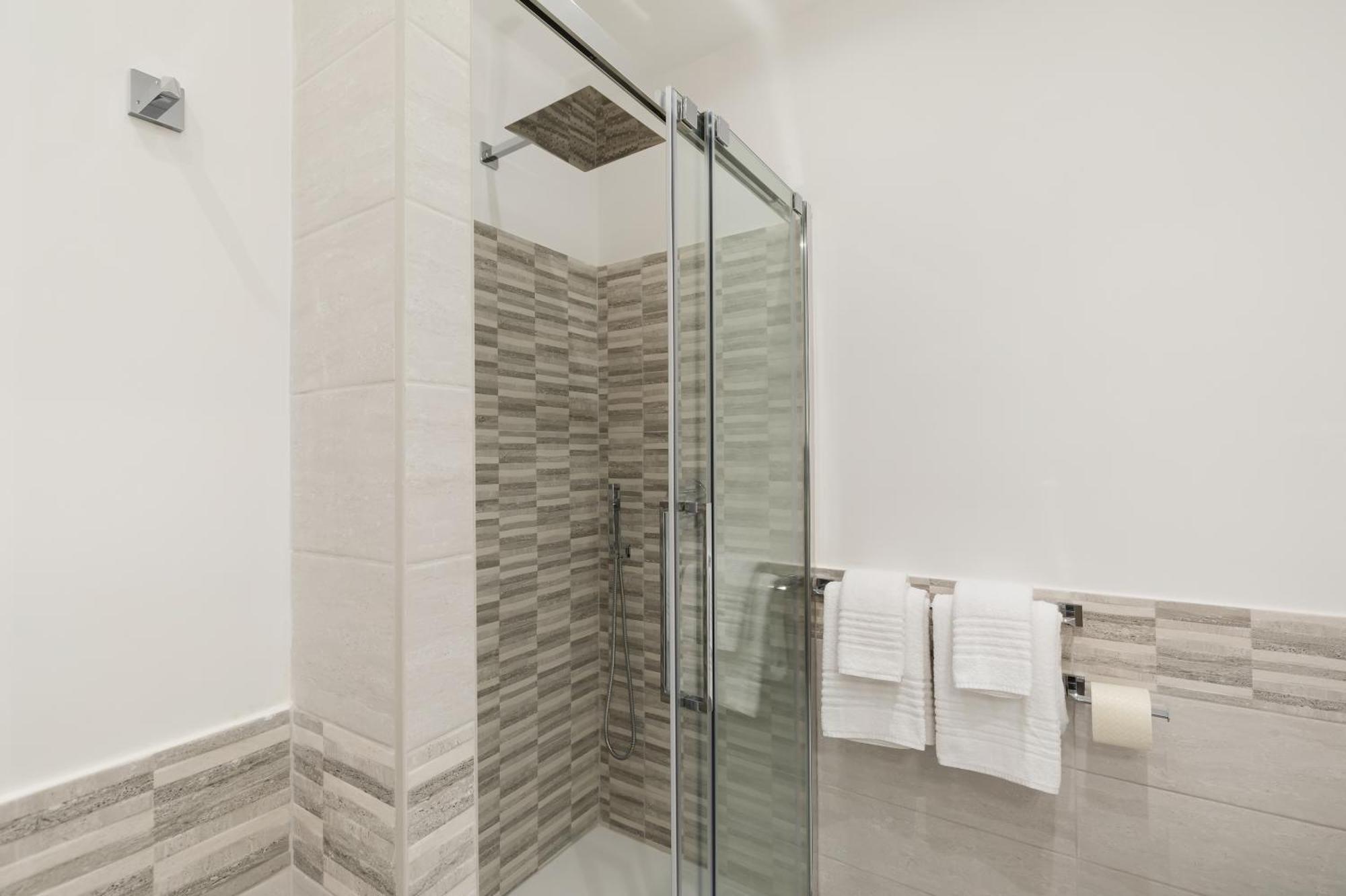 Gasthuis Clodio Welcome - 5 Arredate Con Bagno Interno - Zona Comune - Condizionatori - *